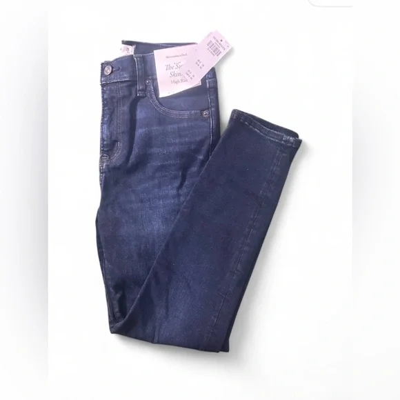 NWT Abercrombie & Fitch Women's High Rise Super Skinny Jeans - Picture 3 of 5